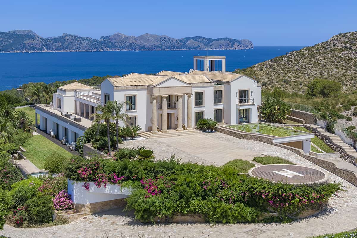 Where are the most luxurious homes in Spain?
